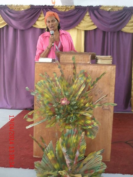 Sis. Angela Sulton offering in song
