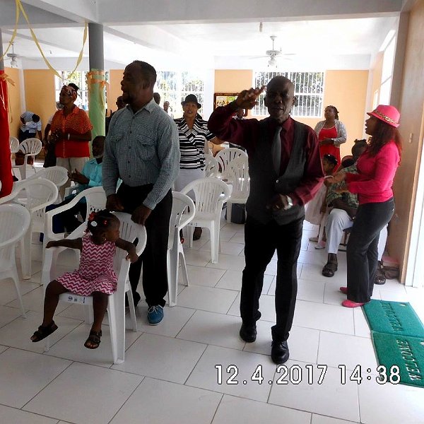 Congregational singing and rejoicing