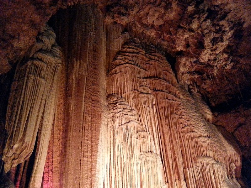 Meramec Caverns