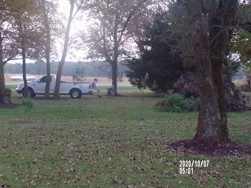 Camping Missourri Style 1600x1200