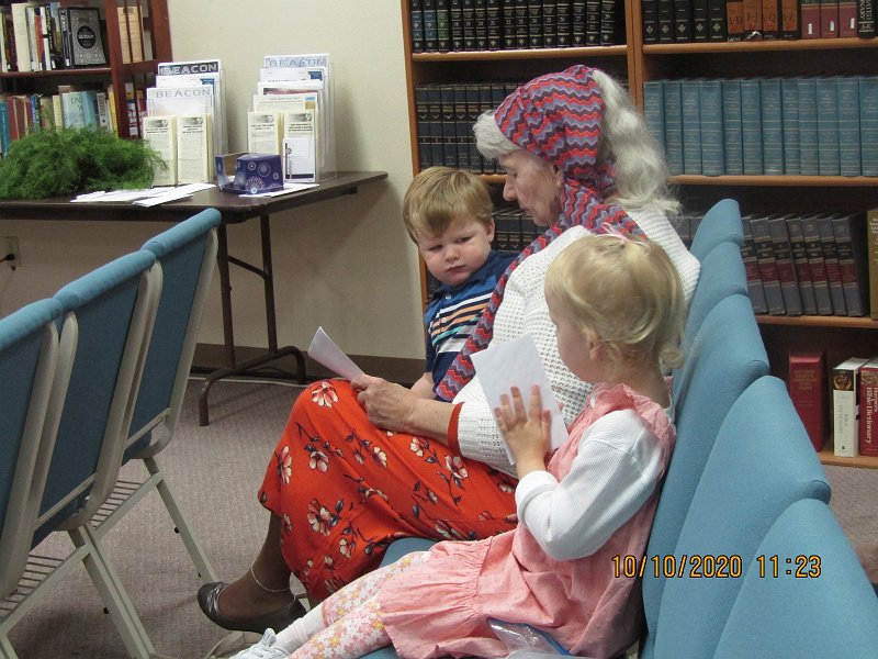 Sister Marilyn 1600x1200